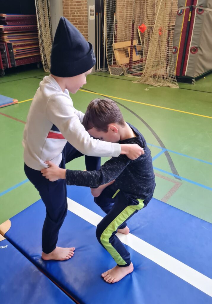 Sport-BSO Flekss Soccer Center - Turnen