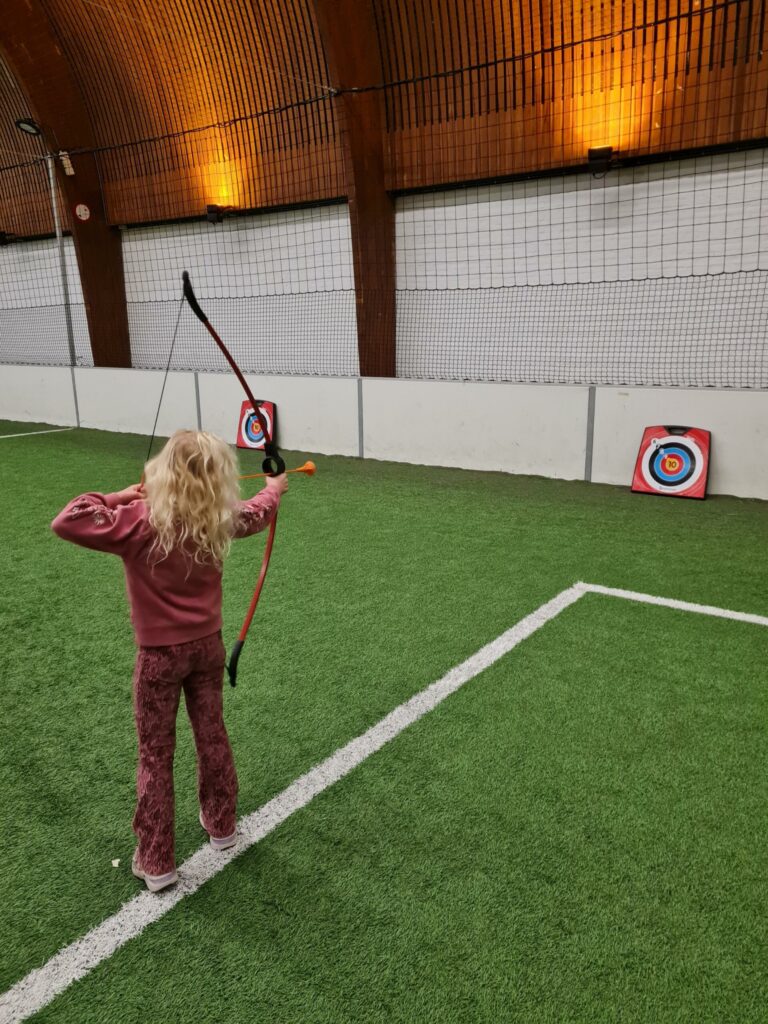 Sport-BSO Flekss Soccer Center - Pijl- en boogschieten