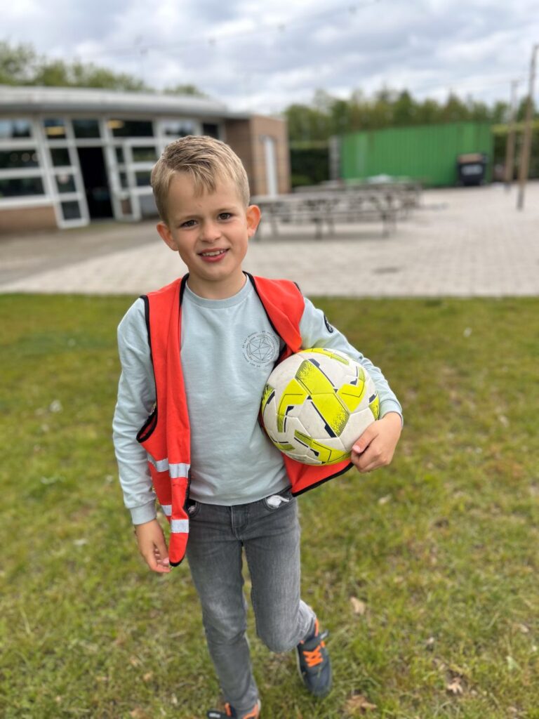 Sport-Bso Flekss Focus voetballen met de trampolines