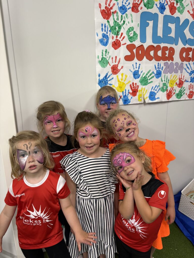 Sport-BSO Flekss Soccer Center - Schminken