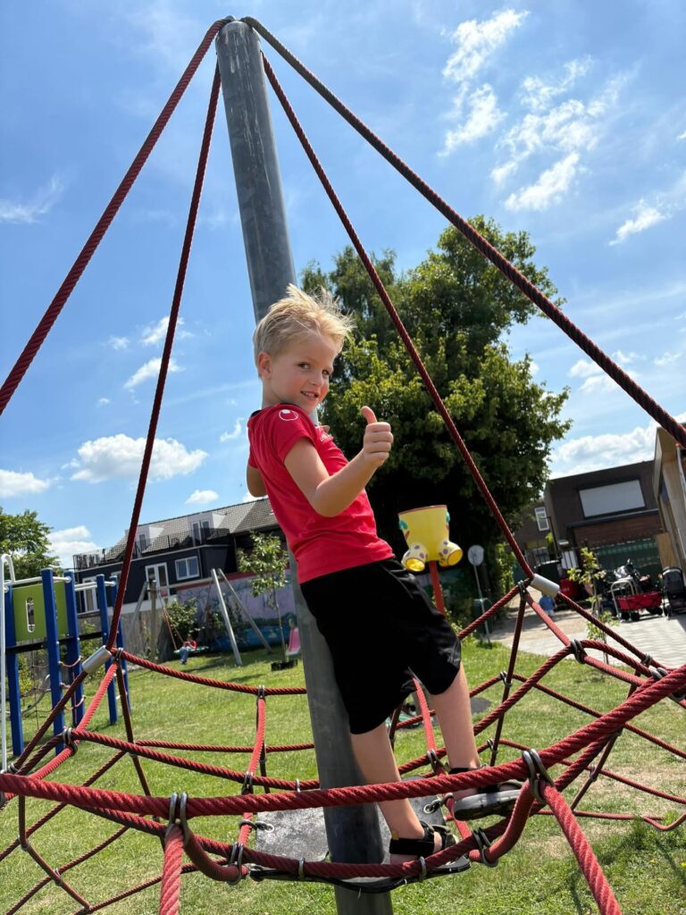Klimmen in de speeltuin