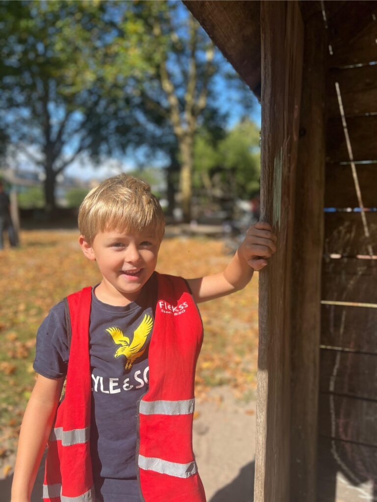 Spelen in de speeltuin