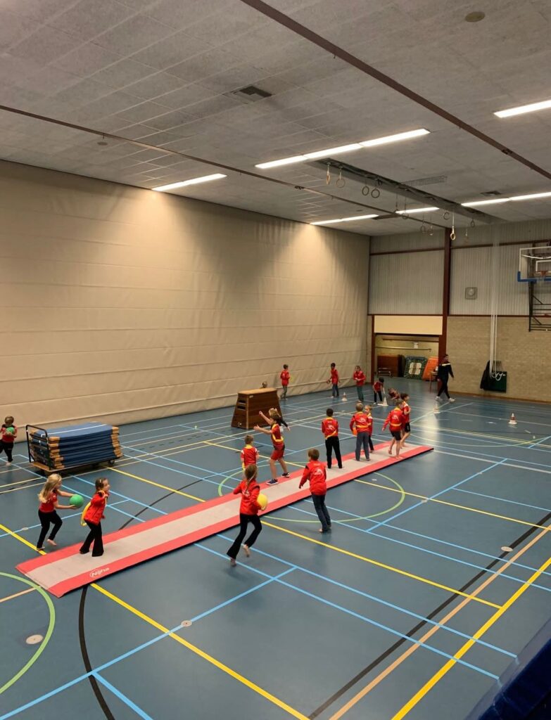 grote-groep-gymzaal-klundert