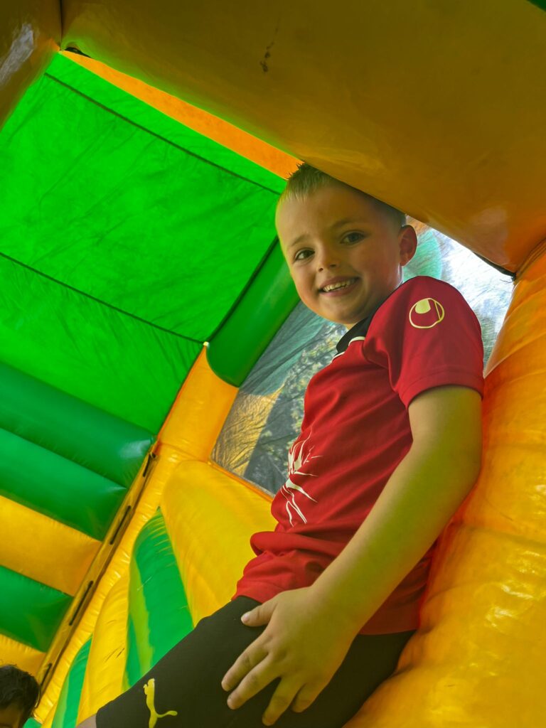 menorah-springkussen