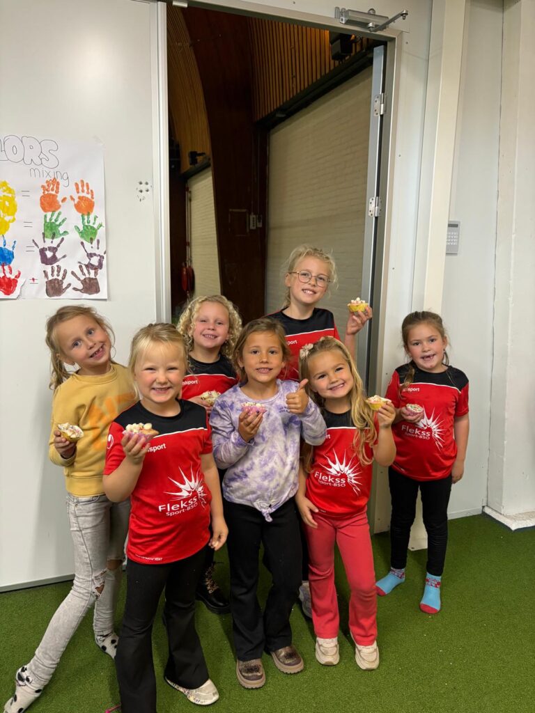 Sport-BSO Flekss Soccer Center - Cupcakes versieren
