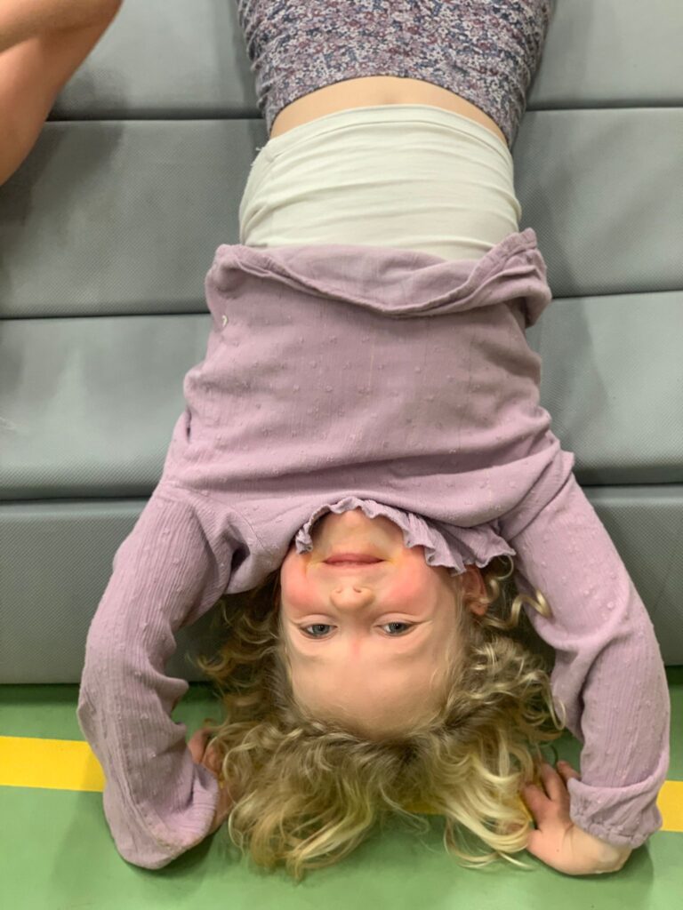 Spelen in de gymzaal