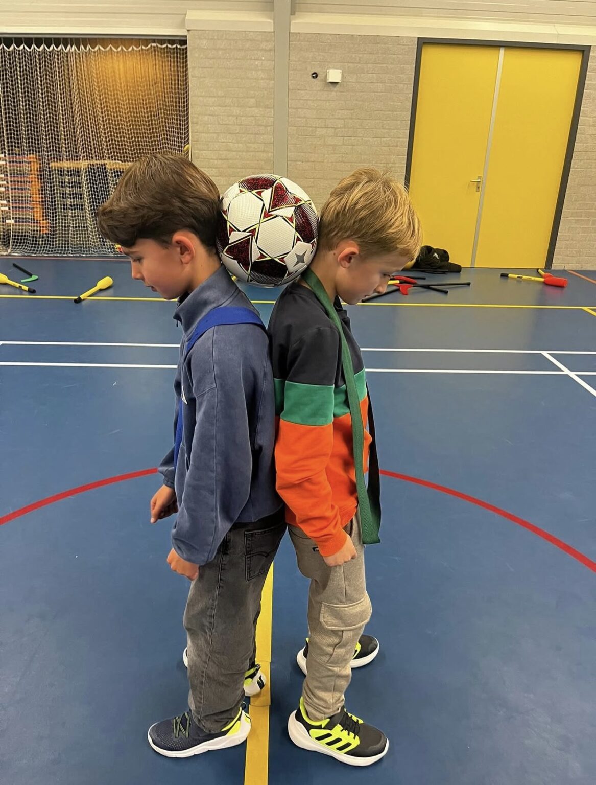 De fennaas-voetballen