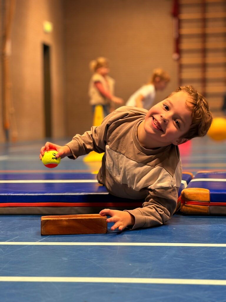 Airhockey in de gymzaal