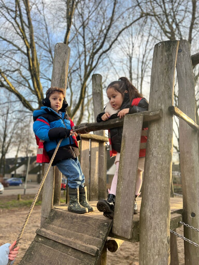 Klimmen op het klimrek