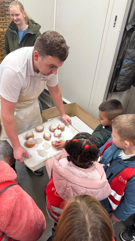 oliebollen eten met flekss kraaienest