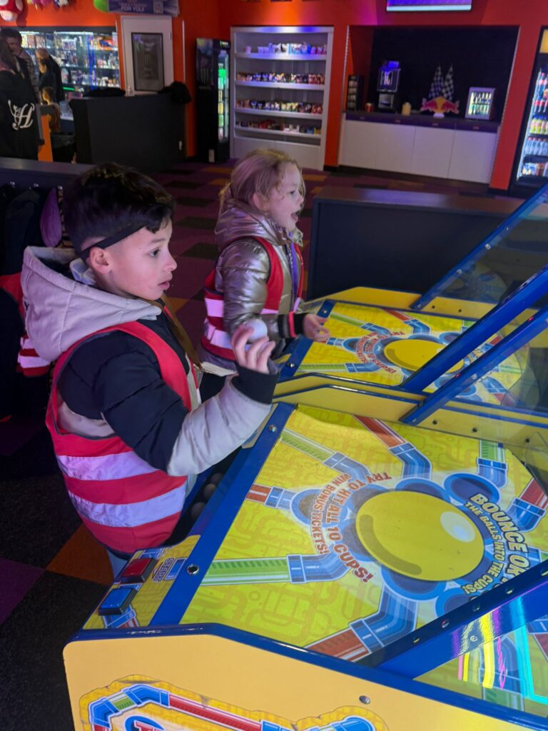 uitje teds arcade kraaienest flekss