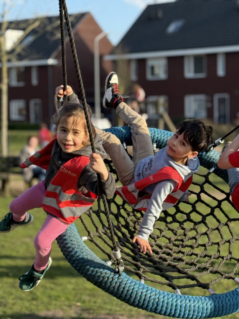 Sport-BSO Flekss Made - Vrijspelen in de speeltuin