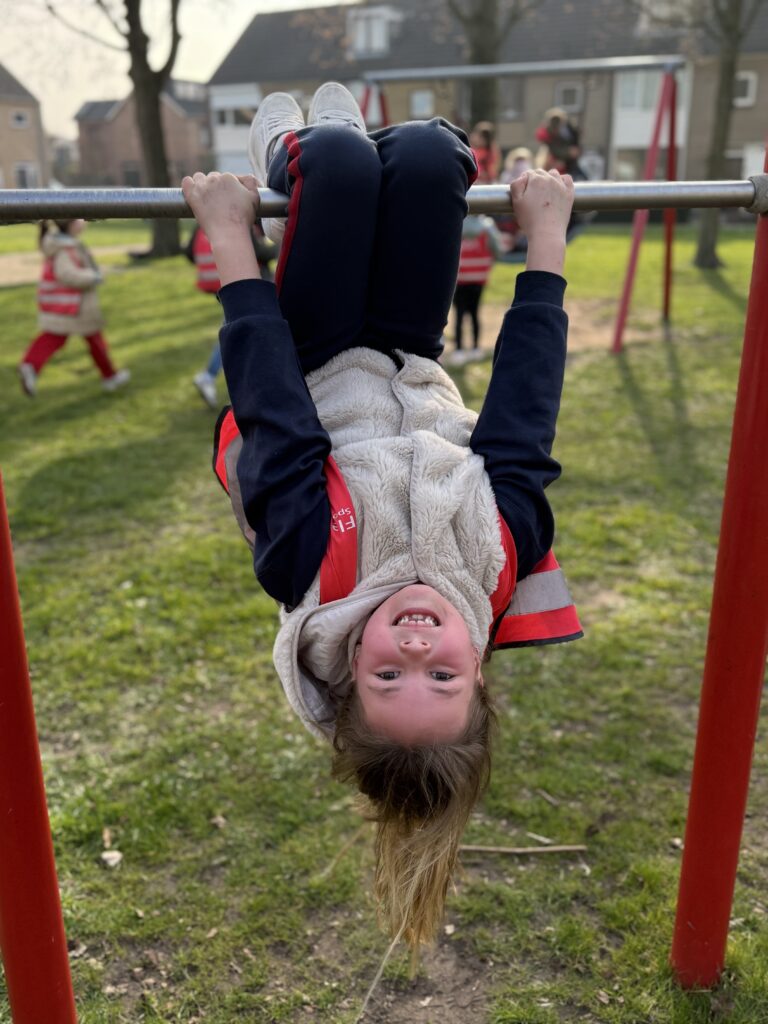 Sport-BSO Flekss Made - Vrijspelen in de speeltuin