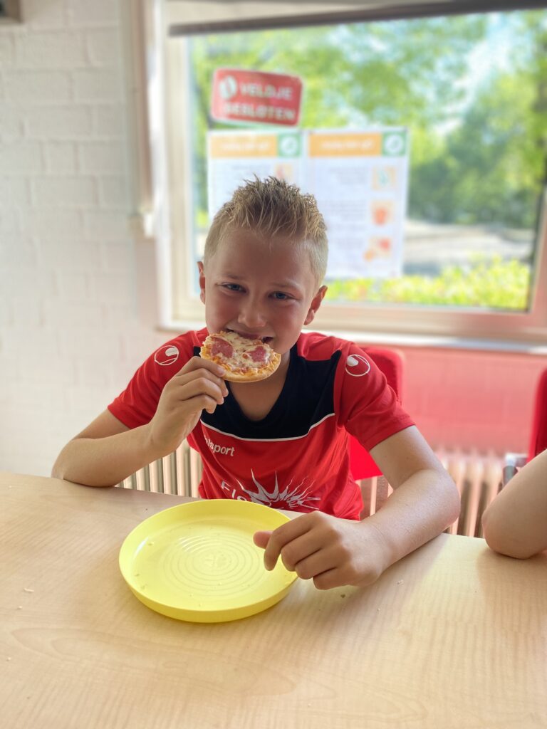Sport-BSO Flekss Bernardus kerk - Pizza's maken