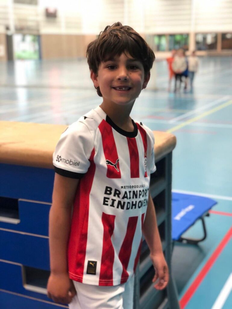 Kinderen spelen bij Sport-BSO Flekss