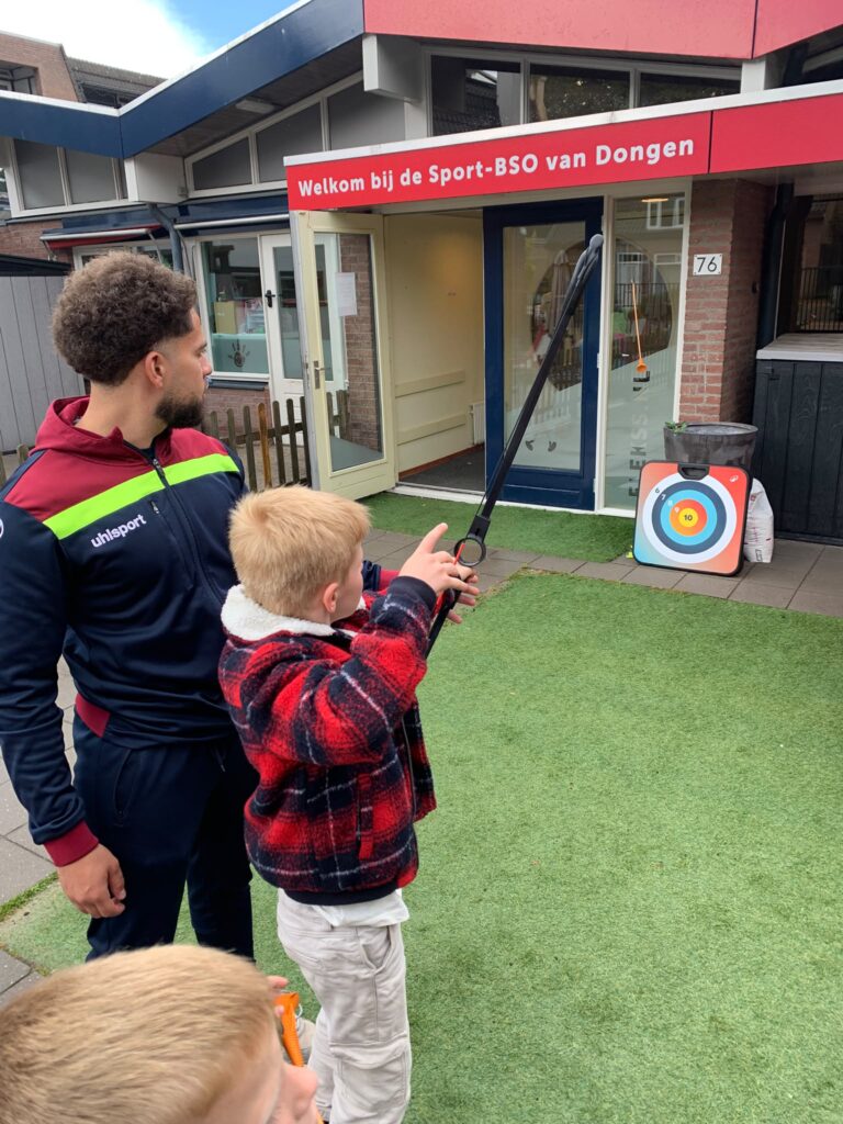 oefeningen met pijl en boogschieten