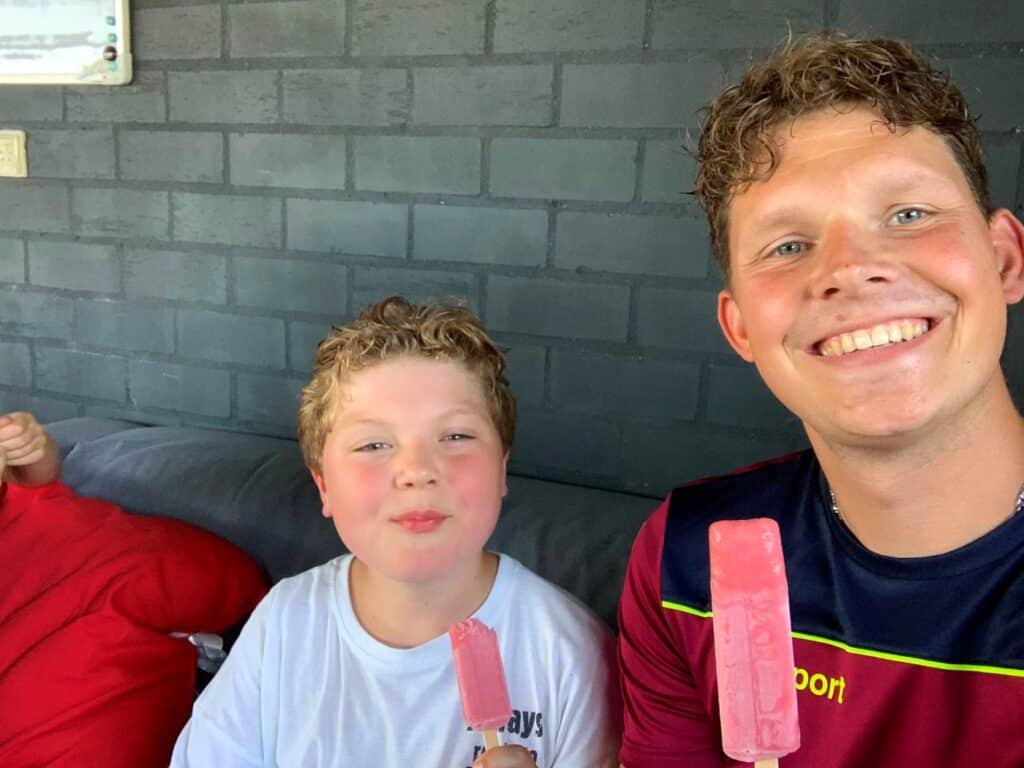 Met sport-bso Flekss Ijsje Eten heerlijk
