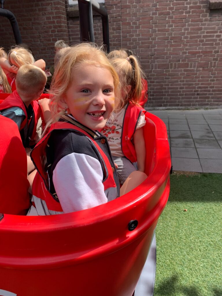 op naar de uitjes