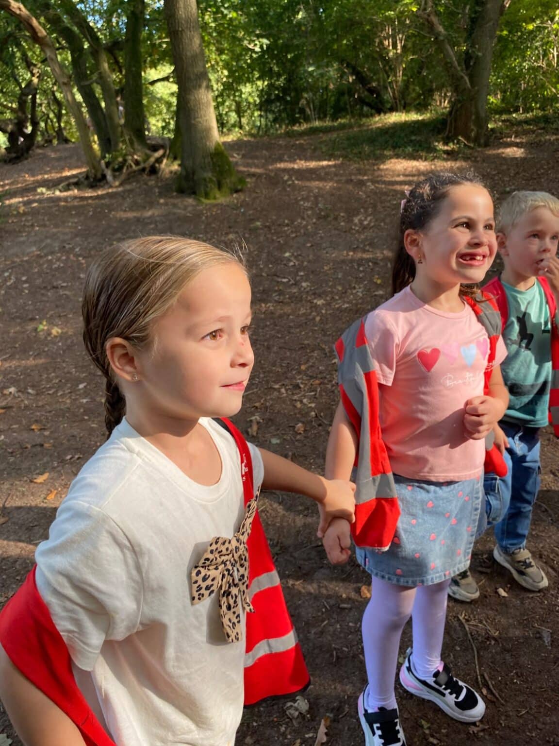 spelletjes spelen in de bergen