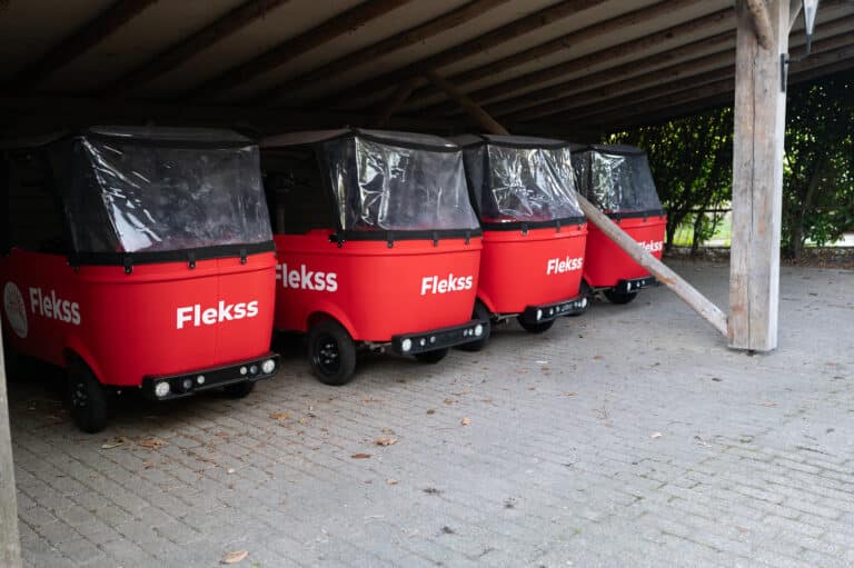Flekss Den Hout