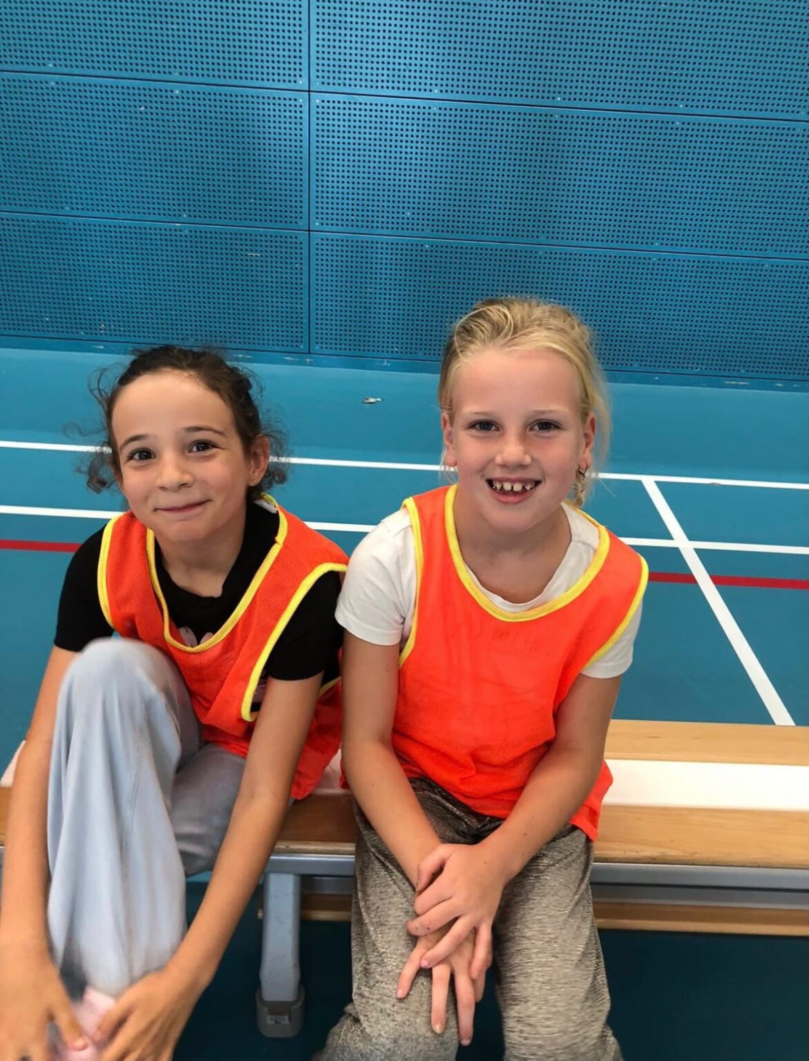 Kinderen spelen bij Sport-BSO Flekss